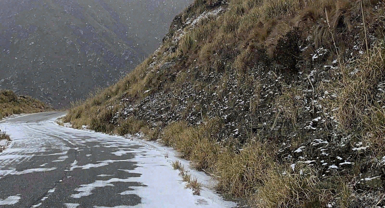 Sierra nevada en Merlo: Filo Serrano en invierno